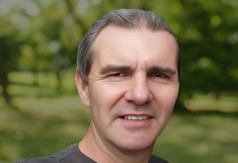 Chris - Web designer